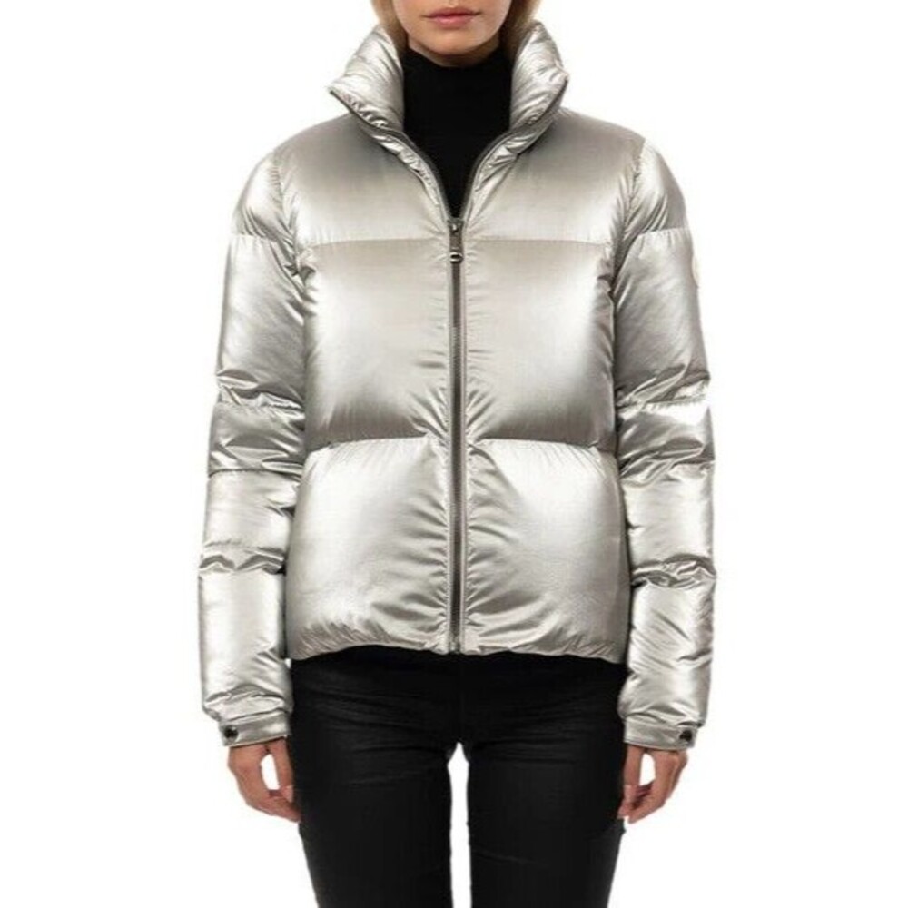 New NWT  $350 Womens Recycled Planet Quilted Puffer Coat M Metallic Silver Parka